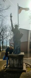 Arkansas Statue of Liberty roadside attraction
