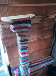 Tree platform with carpet