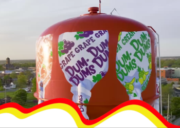 Spangler Candy Dum Dums water tower in Bryan Ohio - factory tour destination